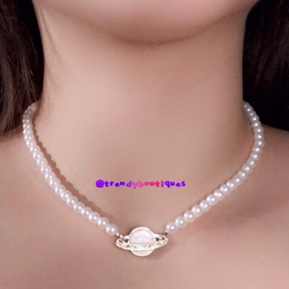 Planet Pearl Necklace